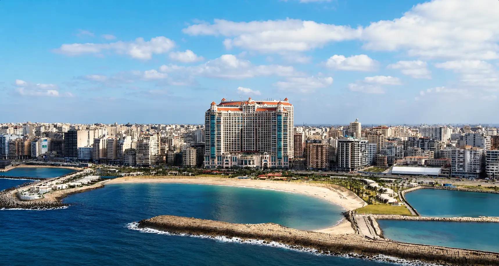 Four Seasons Hotel San Stefano Grand Plaza